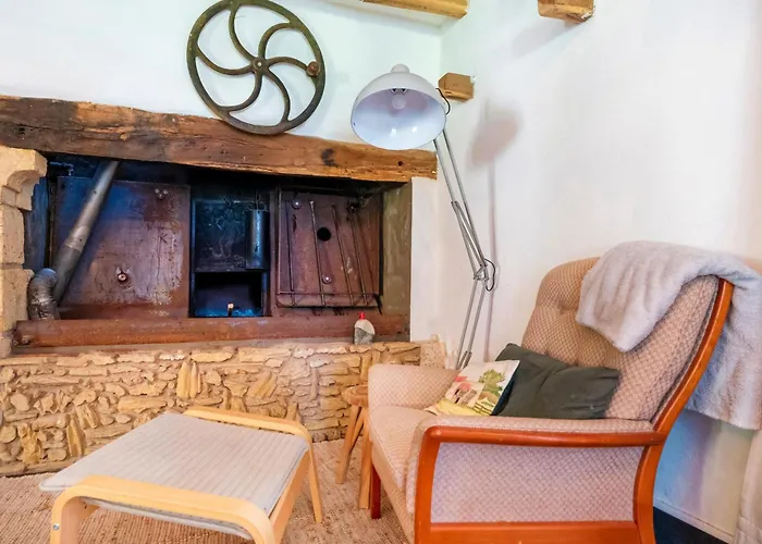 Tatil Evi La Caseta Estang